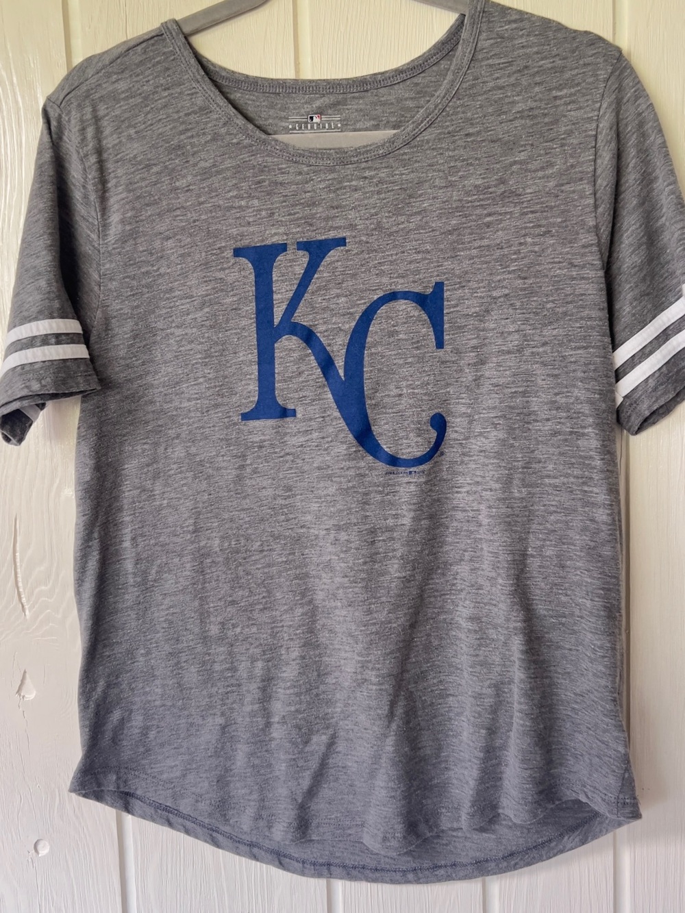 5th & Ocean Gray Short Sleeve Tee with Blue KC Logo
